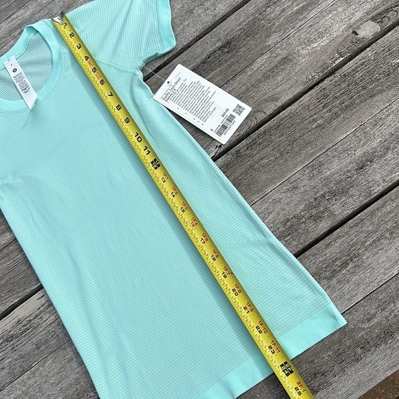 Lululemon Swiftly Tech Short-Sleeve Shirt 2.0 Ideal Mint size 0 NWT - Picture 5 of 7